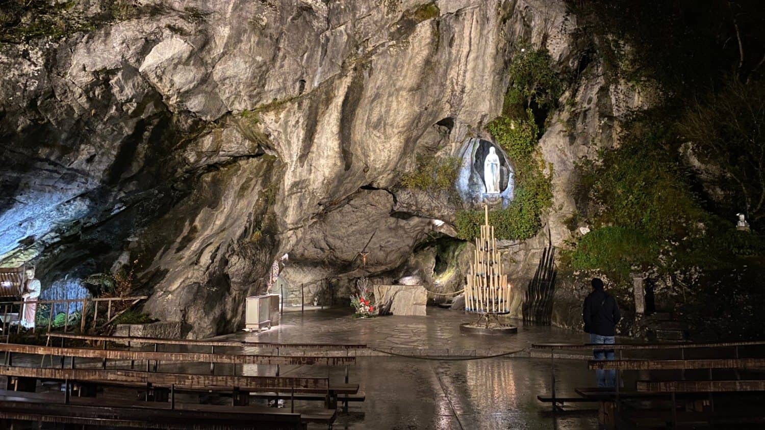 Grotto3